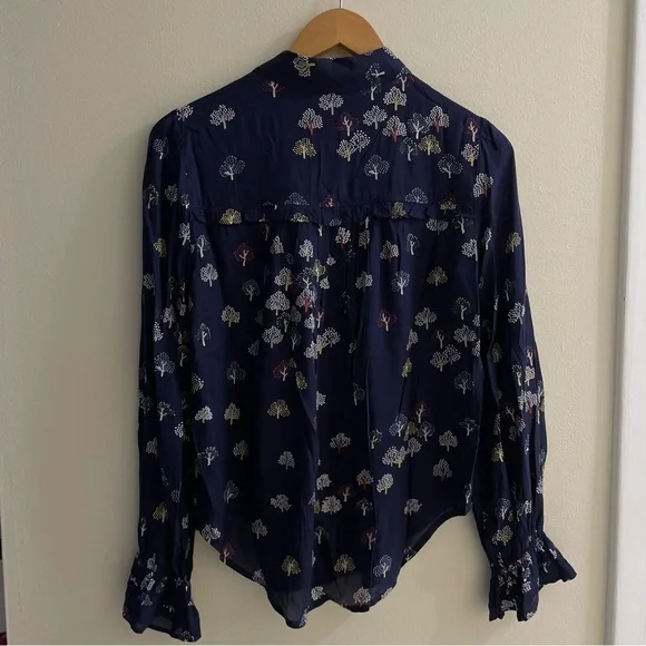 Like New, Anthropologie Maeve Frederick Tree Blouse. - Picture 7 of 8